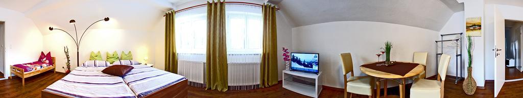 Ferienwohnung Haus Marion มึลบาค อัม โฮคเคอนิก ภายนอก รูปภาพ